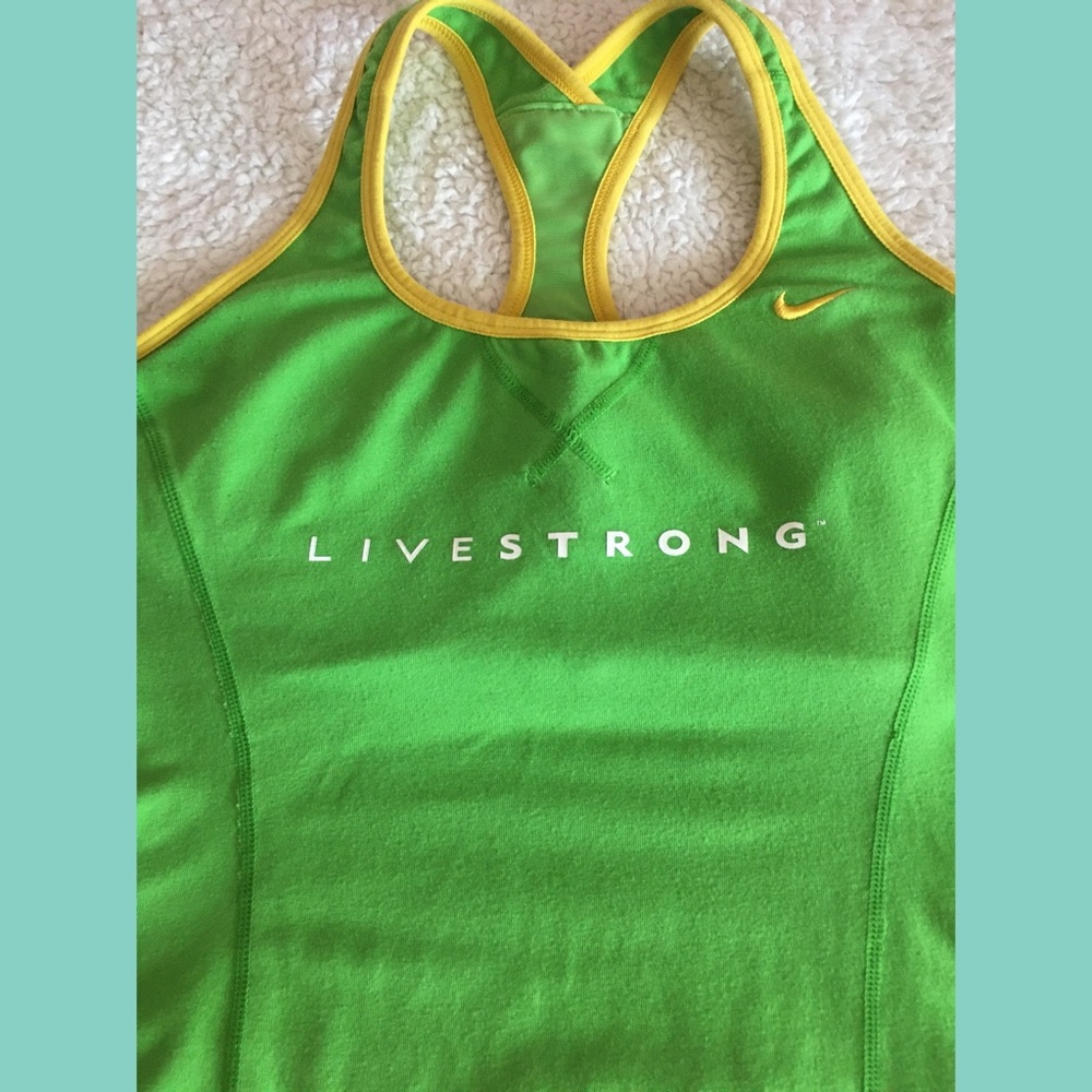 Nike Livestrong Sports Tank - Picture 2 of 5